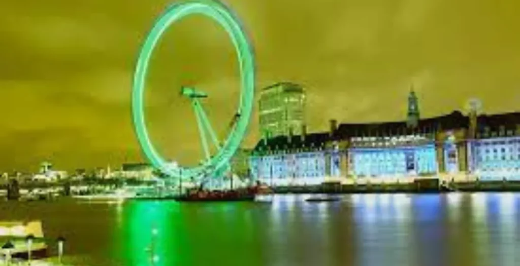 Iconic London Landmarks Turning Green on St patrick's day